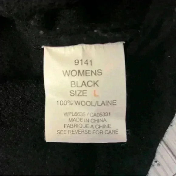 Woolrich Buffalo Plaid Embroidered Christmas Fall Vest - Picture 4 of 6